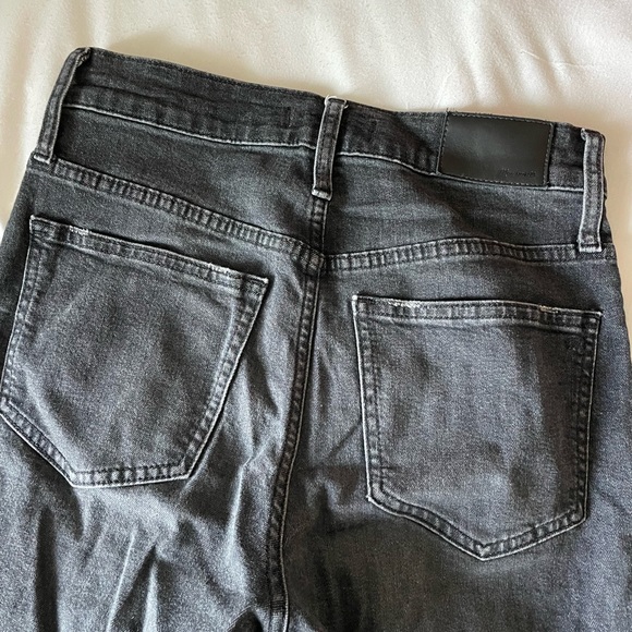 The Perfect Vintage Straight Crop Jean in Lunar Wash - Picture 10 of 13